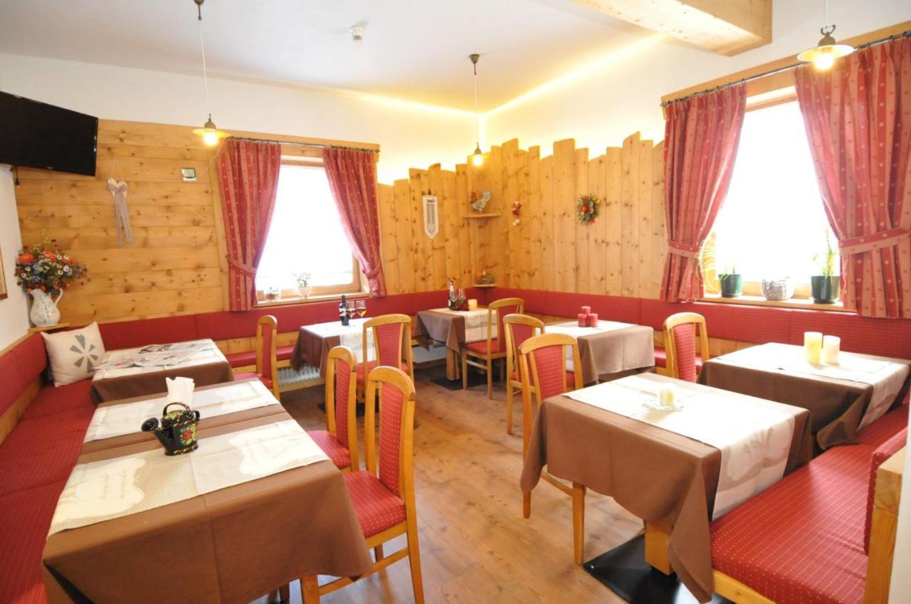 Garni Gimea Hotel Livigno Bagian luar foto