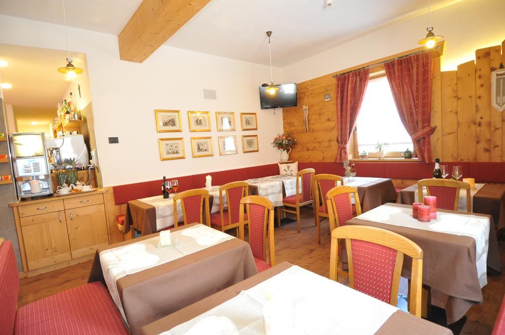 Garni Gimea Hotel Livigno Bagian luar foto